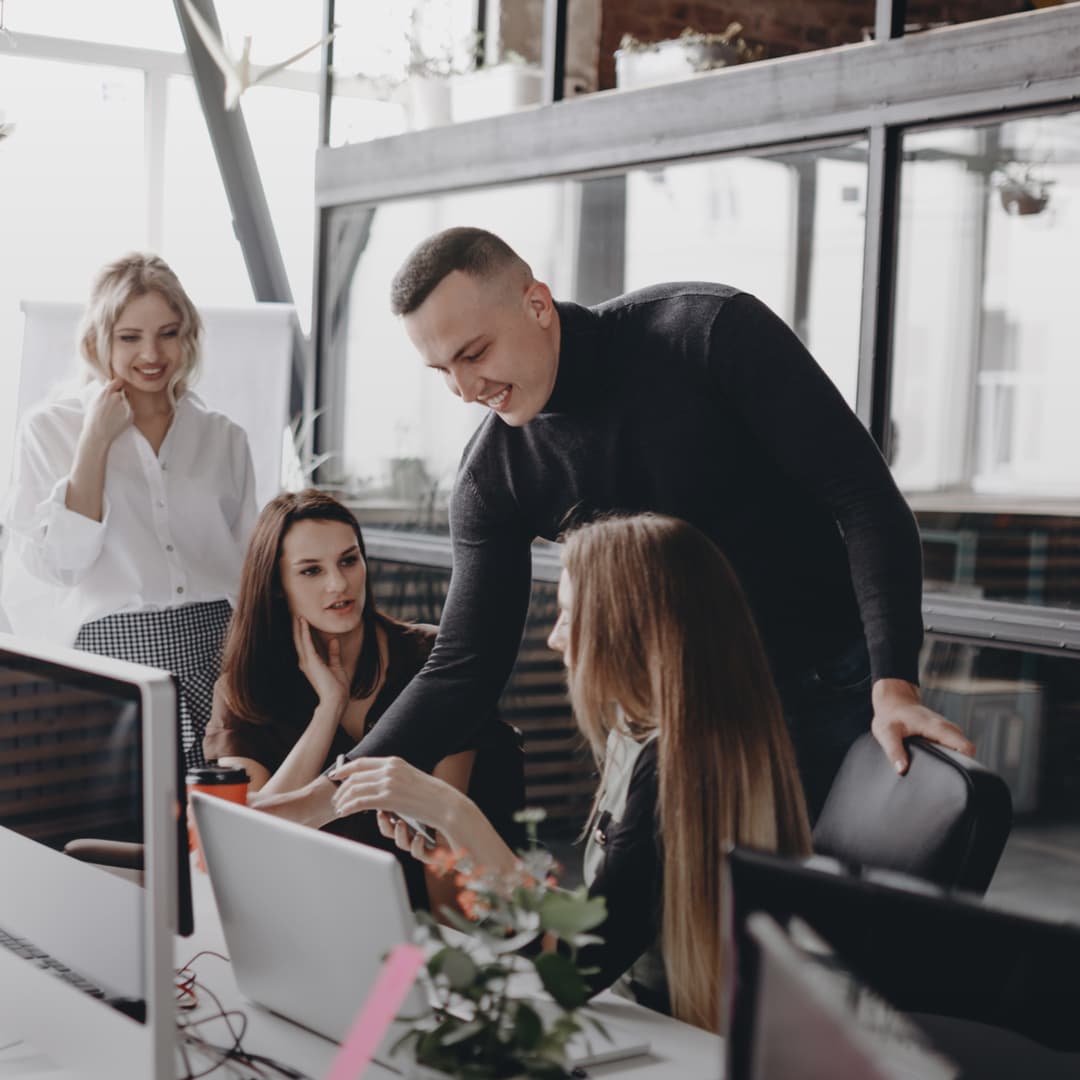 Joining the Keeneo team means becoming part of a dynamic, innovative company where your skills and ideas are valued. You will work together with skilled professionals from all over the world, driving cutting-edge technology solutions with a lasting impact. Foster both personal and professional growth in our supportive environment!